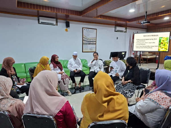 Pelatihan Guru SMAN 79 Jakarta-Meningkatkan Kompetensi, Menguatkan Kualitas Pembelajaran-2