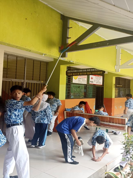 Jum'at Bersih dan Literasi-15